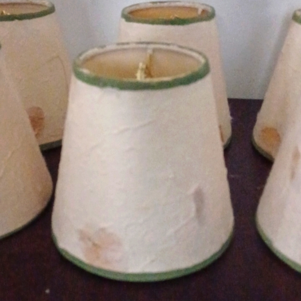 Six cream mini chandelier lampshades w/ green trim - Picture 3 of 7